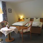 Otel Undeloher Hof 3*